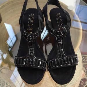 New York Transit black sparkle wedge shoe 7.5